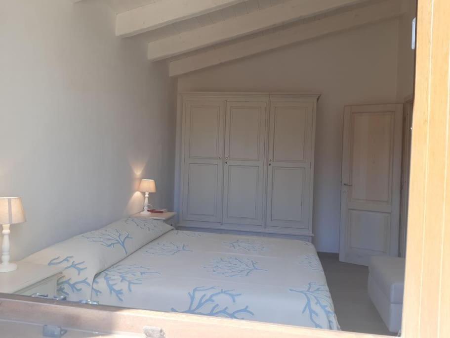 Villa Indipendente Al Mare Budoni Танаунелла Экстерьер фото
